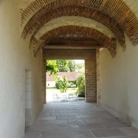 Chateau Des Roises Bed & Breakfast Bucey-en-Othe