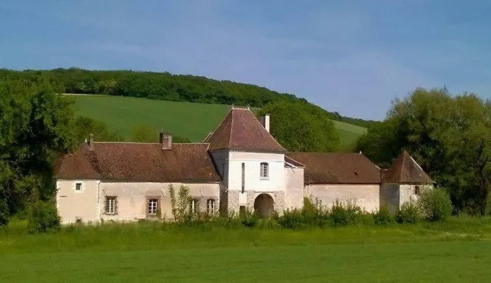 Chateau Des Roises Bed & Breakfast 3*